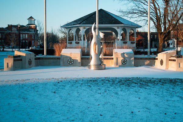 Memorial marker with the snow on the ground in front